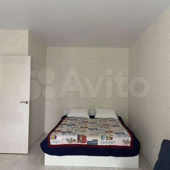 Сдается 1-комнатная квартира, 37 м²