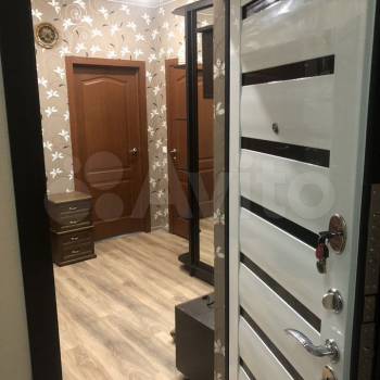 Продается 1-комнатная квартира, 47 м²