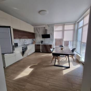 Продается Дом, 400 м²