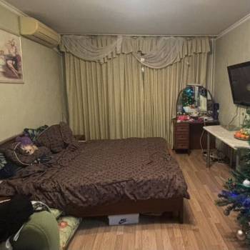 Продается 1-комнатная квартира, 46 м²