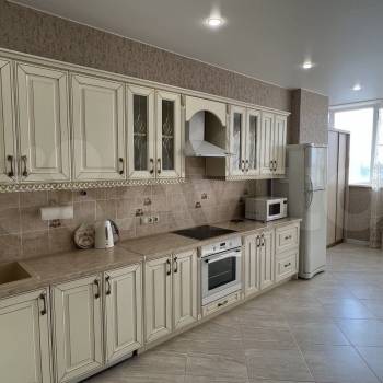 Сдается 2-х комнатная квартира, 80 м²