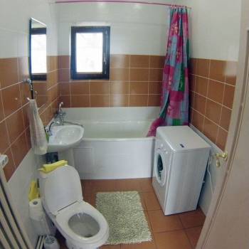 Сдается 1-комнатная квартира, 52 м²