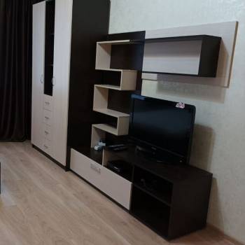 Продается 1-комнатная квартира, 42 м²