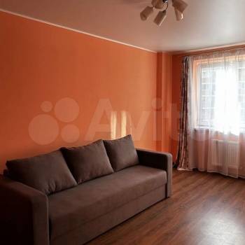 Сдается 1-комнатная квартира, 40,7 м²