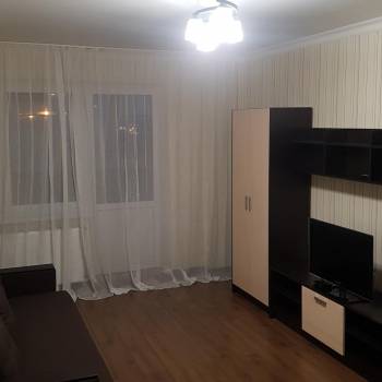 Сдается 1-комнатная квартира, 50 м²