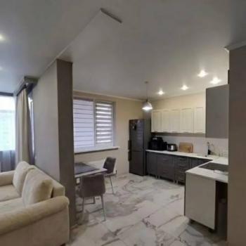 Продается 1-комнатная квартира, 46 м²