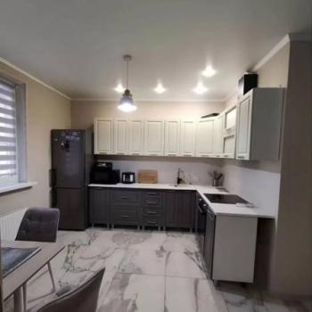 Продается 1-комнатная квартира, 46 м²