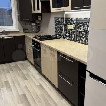 Сдается 2-х комнатная квартира, 60 м²