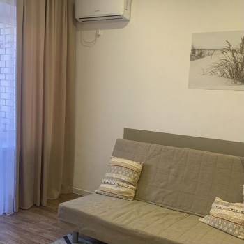 Продается 1-комнатная квартира, 38 м²