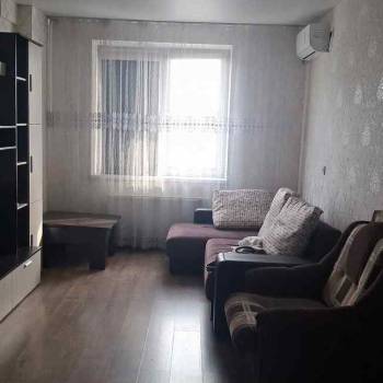 Сдается 1-комнатная квартира, 44 м²