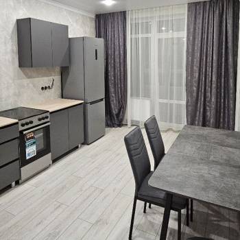 Сдается 1-комнатная квартира, 39 м²