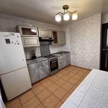 Сдается 1-комнатная квартира, 46,7 м²