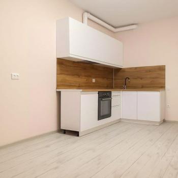Продается 1-комнатная квартира, 61,7 м²