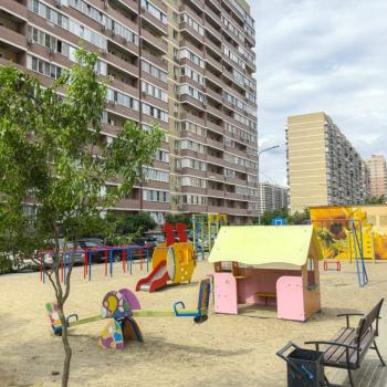 Продается 1-комнатная квартира, 61,7 м²