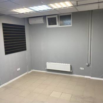 Сдается Нежилое помещение, 16 м²