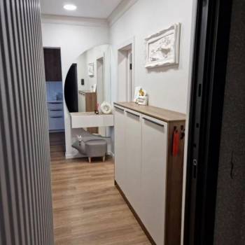 Продается Многокомнатная квартира, 63 м²