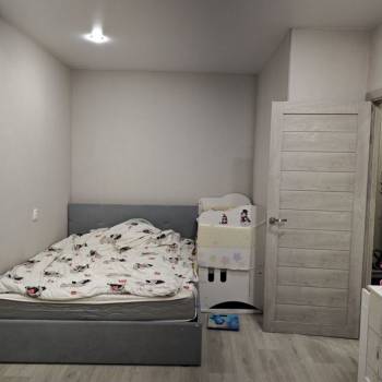 Продается 1-комнатная квартира, 36 м²