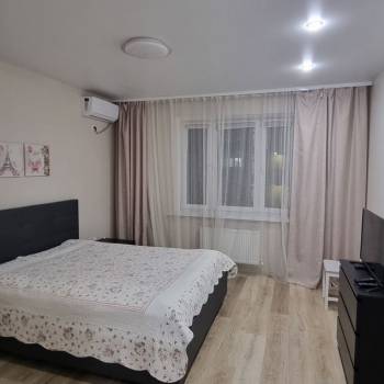 Продается 1-комнатная квартира, 43,4 м²