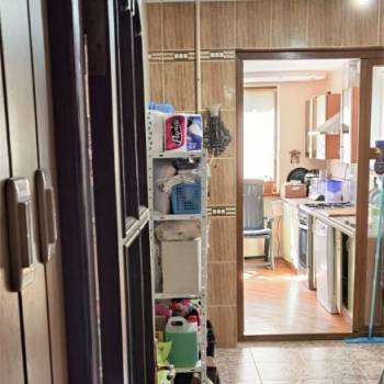 Продается Многокомнатная квартира, 101 м²