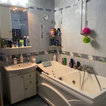 Продается 3-х комнатная квартира, 70 м²