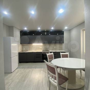 Сдается 2-х комнатная квартира, 67 м²