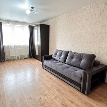 Сдается 1-комнатная квартира, 39 м²