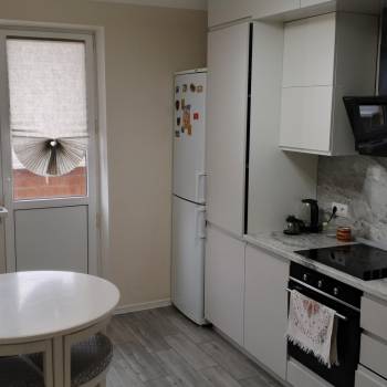 Сдается 2-х комнатная квартира, 65 м²