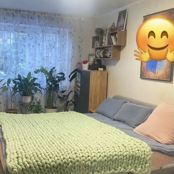 Продается 1-комнатная квартира, 37 м²