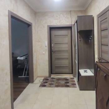 Сдается 2-х комнатная квартира, 80 м²