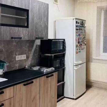 Сдается 1-комнатная квартира, 37 м²