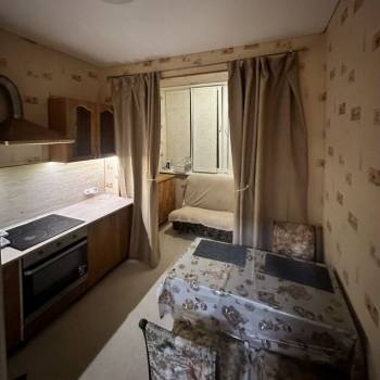 Продается 1-комнатная квартира, 40 м²