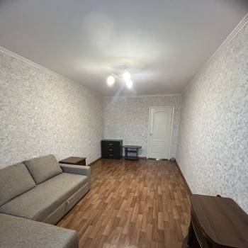 Продается 1-комнатная квартира, 43,2 м²