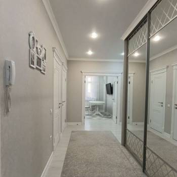 Продается 2-х комнатная квартира, 65 м²