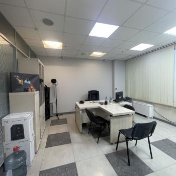 Продается Офис, 300 м²