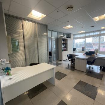 Продается Офис, 300 м²