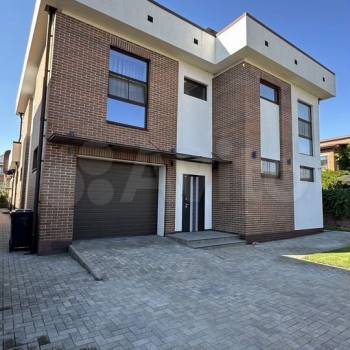 Продается Дом, 331 м²