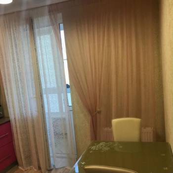 Сдается 1-комнатная квартира, 38 м²