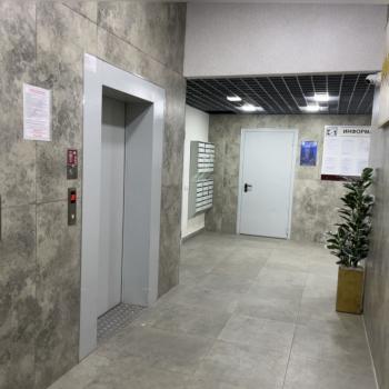 Продается 1-комнатная квартира, 42 м²