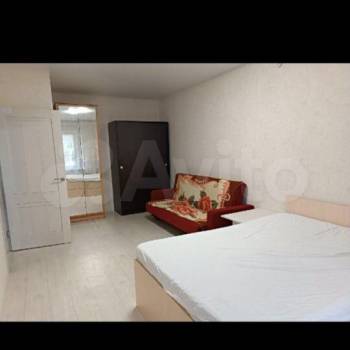 Продается 1-комнатная квартира, 36 м²