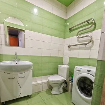 Сдается 1-комнатная квартира, 42 м²