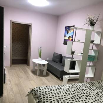 Продается 1-комнатная квартира, 45 м²