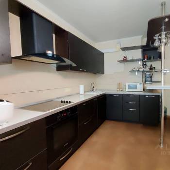 Продается 3-х комнатная квартира, 90,7 м²