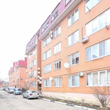 Продается 1-комнатная квартира, 40 м²
