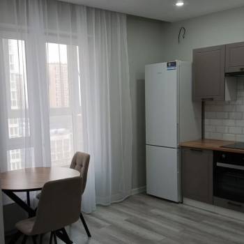 Сдается 1-комнатная квартира, 39 м²
