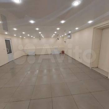 Сдается Нежилое помещение, 61 м²