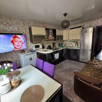 Сдается Многокомнатная квартира, 74,5 м²