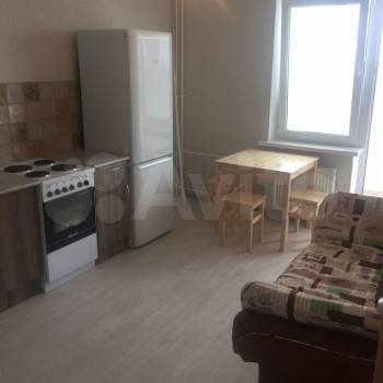 Сдается 1-комнатная квартира, 38 м²