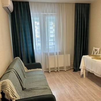 Сдается 1-комнатная квартира, 35 м²