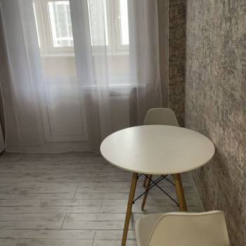 Сдается 1-комнатная квартира, 41 м²