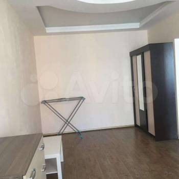 Продается 1-комнатная квартира, 40 м²